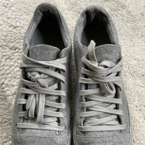 NOT FOR SALE John Varvatos Collection
Men\'s Reed Felted Wool Low-Top Sneakers